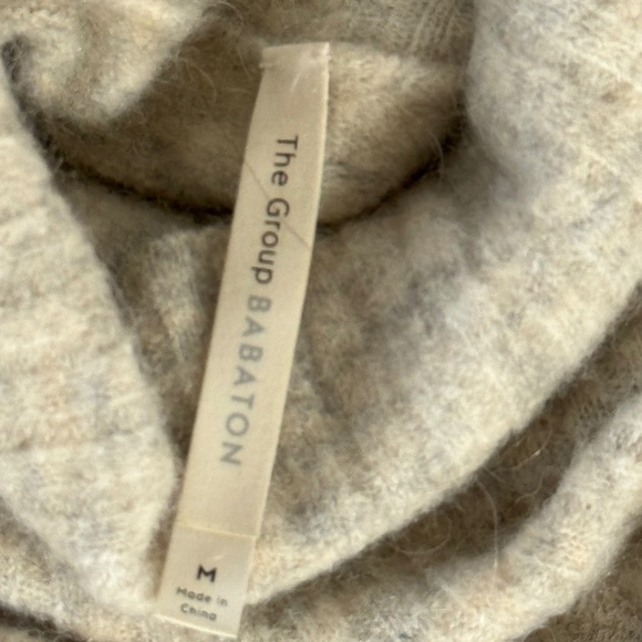 Aritzia The Group/Babaton Plutarch Acrylic/Wool/Alpaca Turtleneck Sweater Sz M - Picture 4 of 6